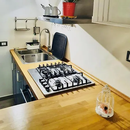 Vhome Exclusive Living Apartment